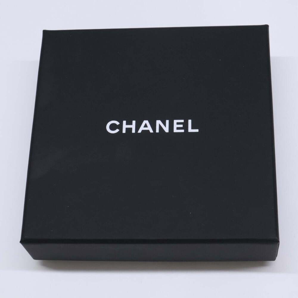 CHANEL Gold Logo Earrings - Picture 7 of 7